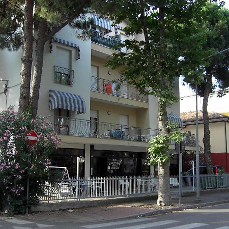 Residence Monaco Appartamenti Rimini Luaran gambar