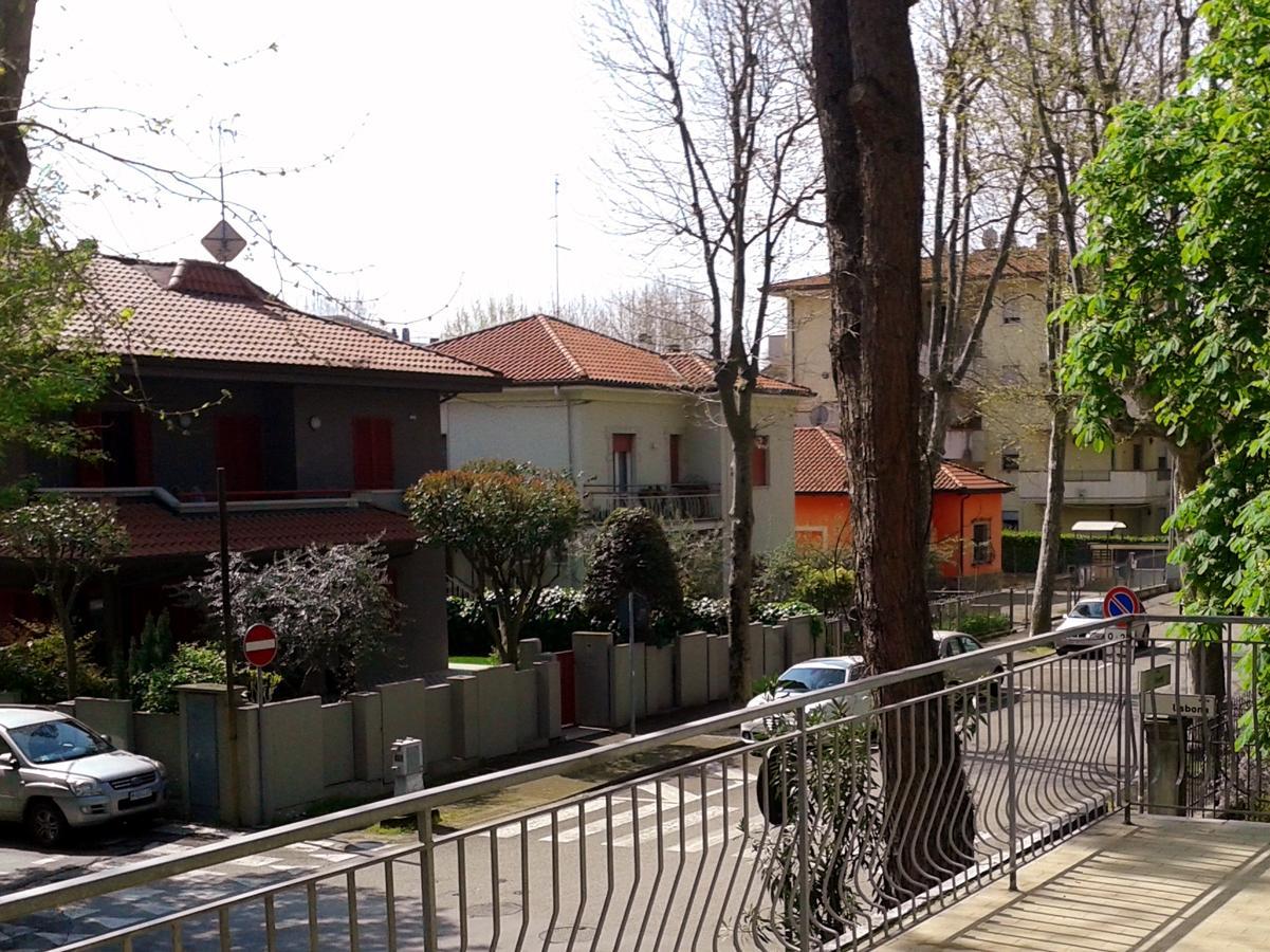 Residence Monaco Appartamenti Rimini Luaran gambar